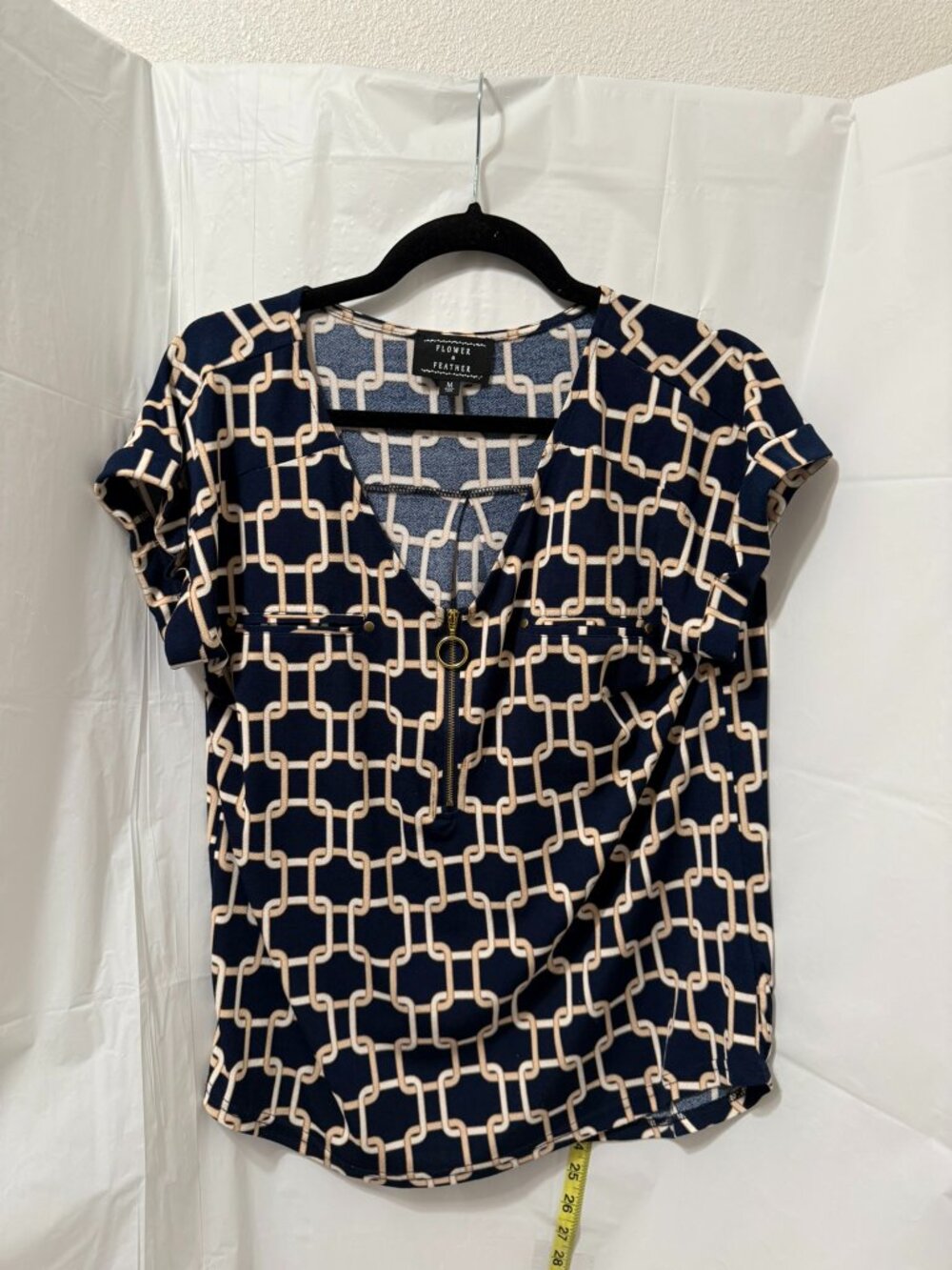 Flower & Feather Navy Geometric Chain Print Half Zip Blouse Top M